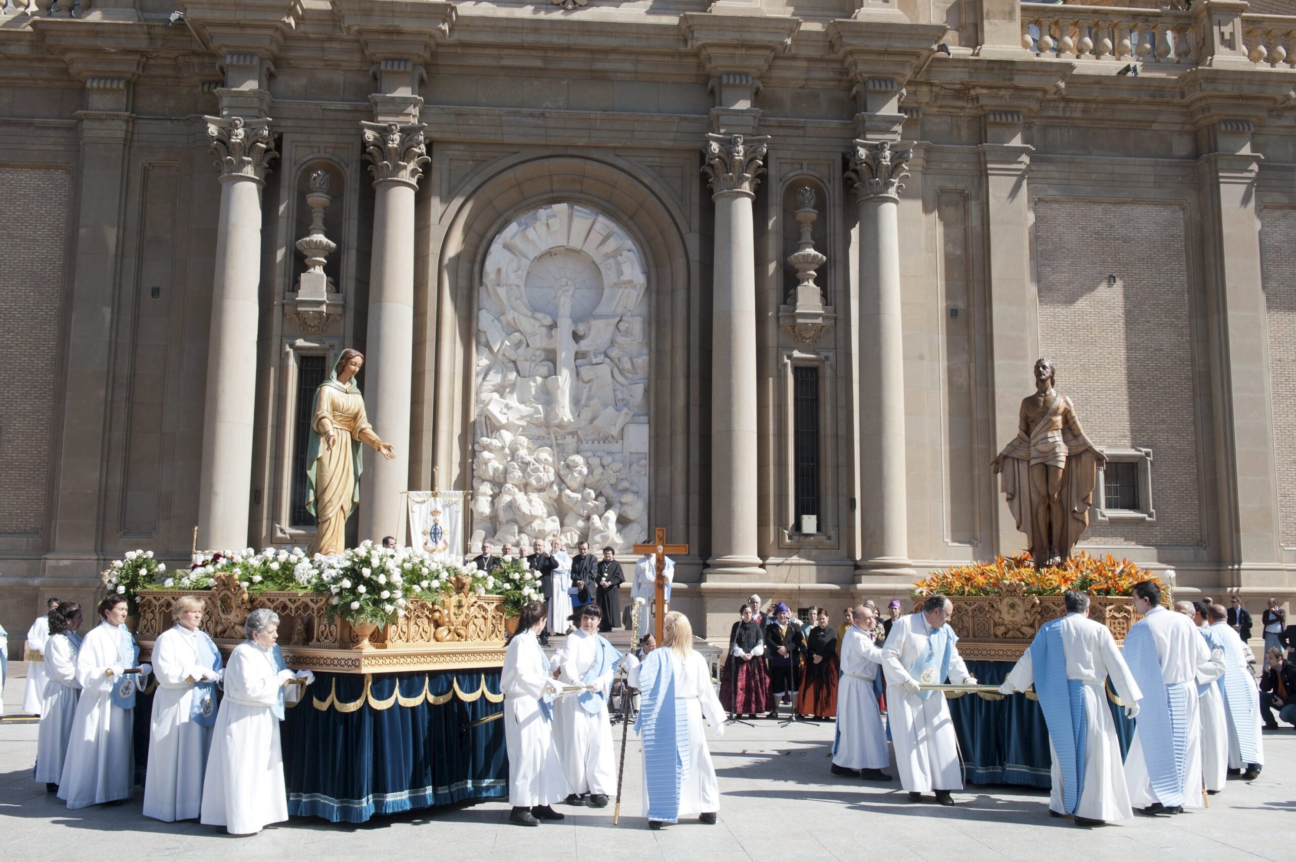 PROCESIÓN DEL ENCUENTRO DEL RESUCITADO CON LA ESPERANZA.